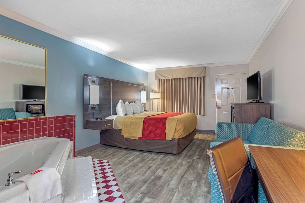 Econo Lodge Byron - Warner Robins 32/52