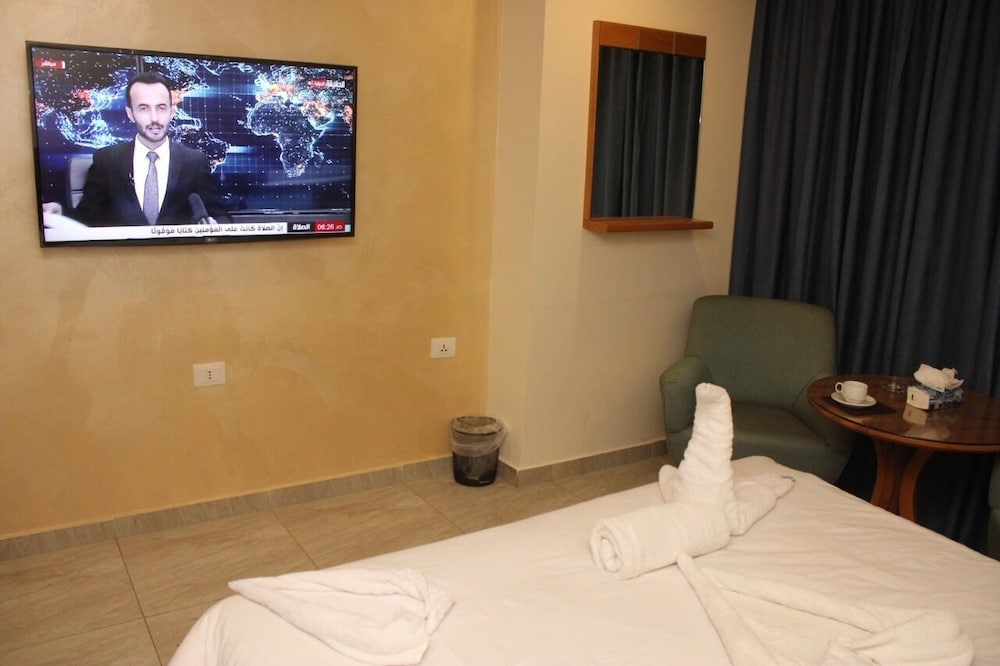 Jewheret Alswefiah Hotel Suites 26/45