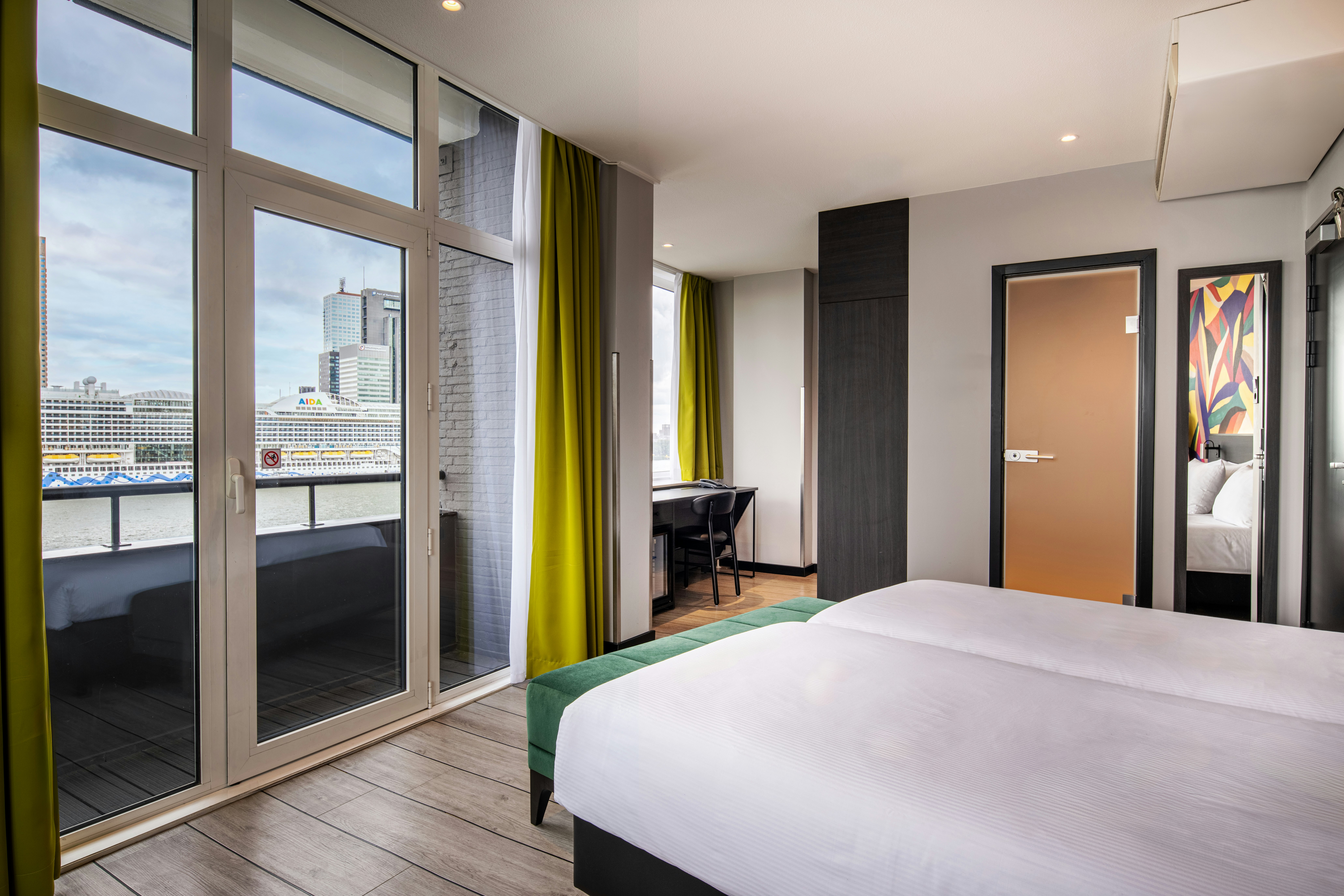 Thon Hotel Rotterdam 30/79