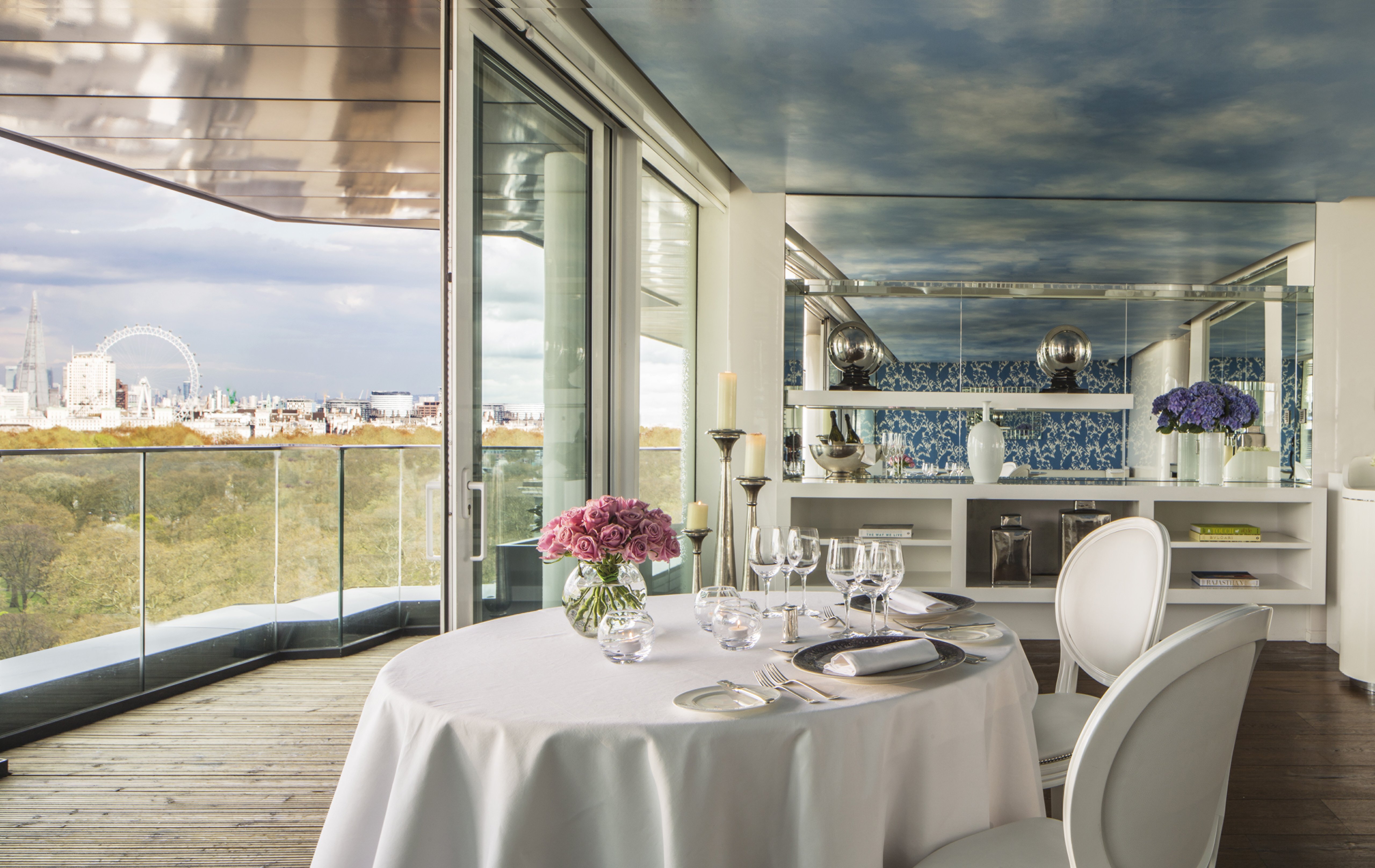 Four Seasons Hotel London at Park Lane 43/50
