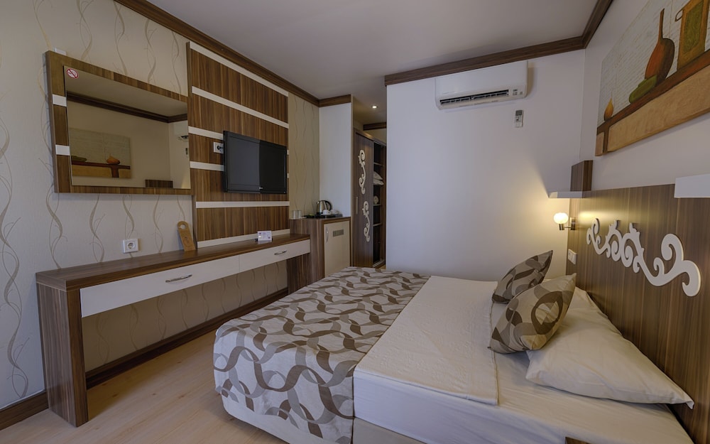 Akalia Suite Hotel and Spa 10/37