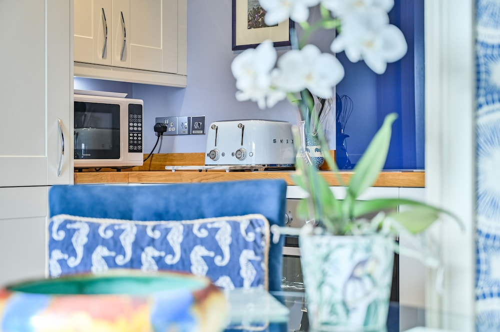 Muntham Holiday Apartments 9/50
