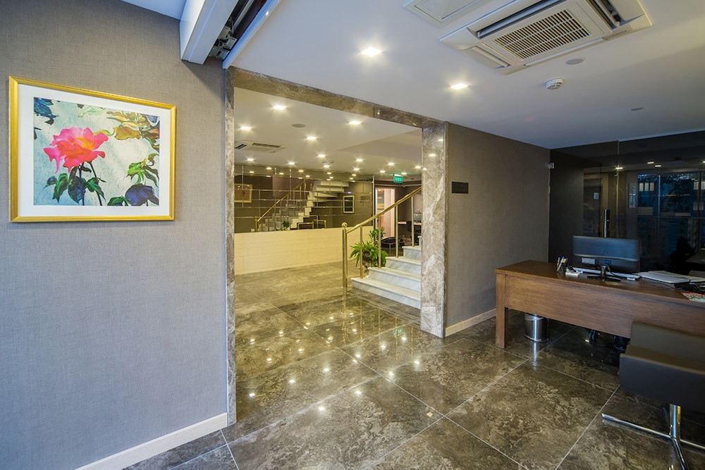 Lobby at Molton Monapart Mecidiyekoy, ISTANBUL