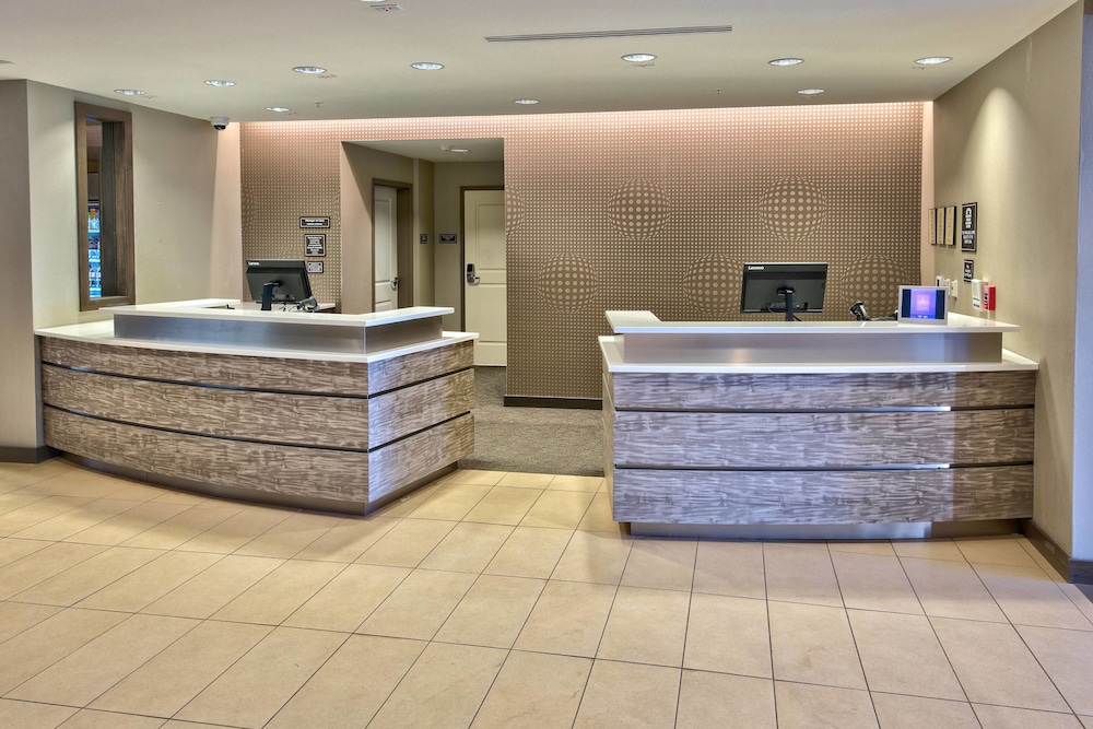 Residence Inn Blacksburg University 7/37