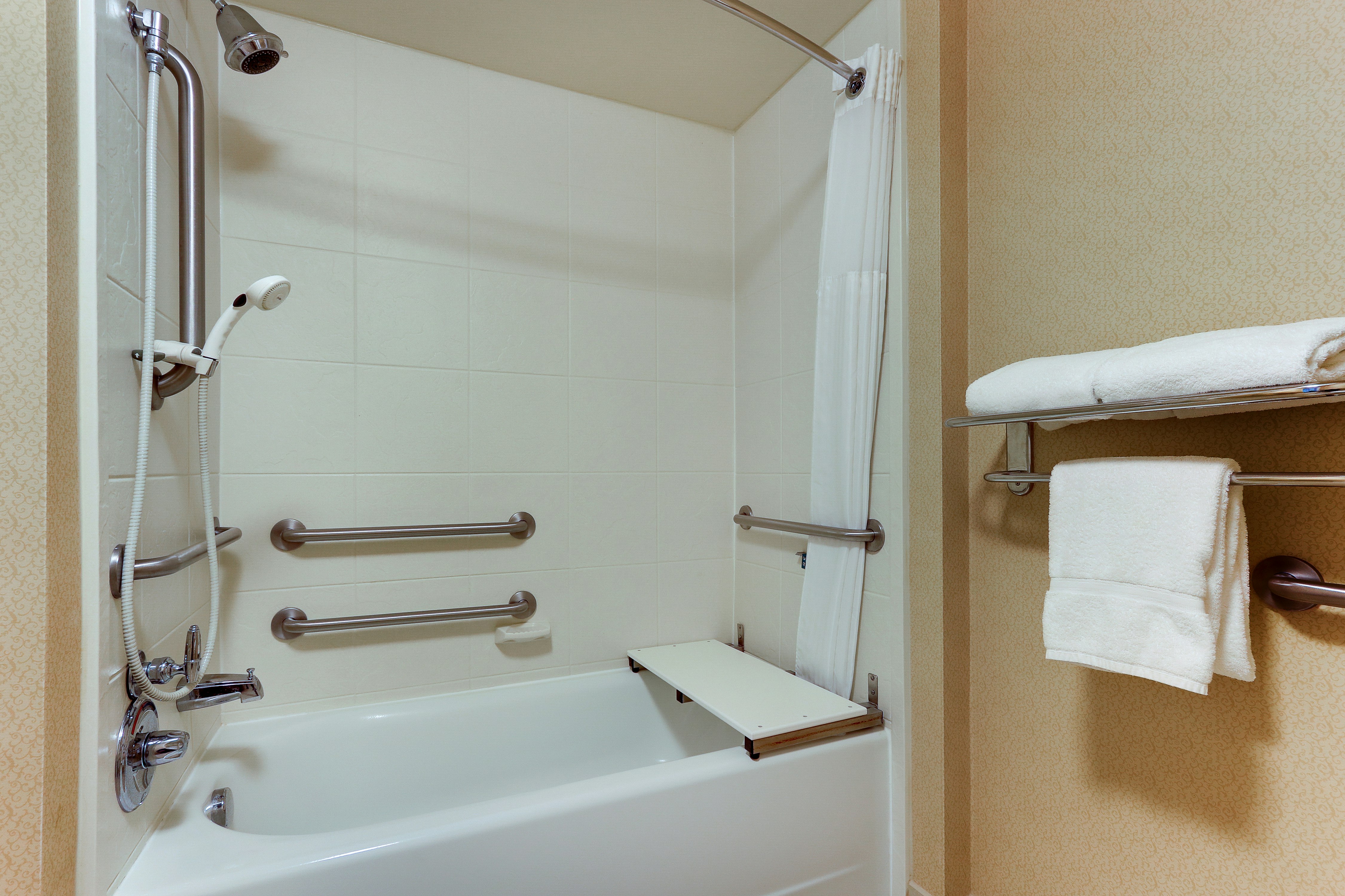 Room, 2 Queen Beds, Accessible