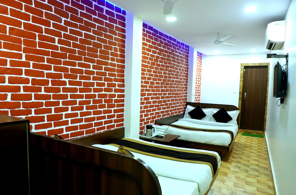 Hotel Pink City 24/43