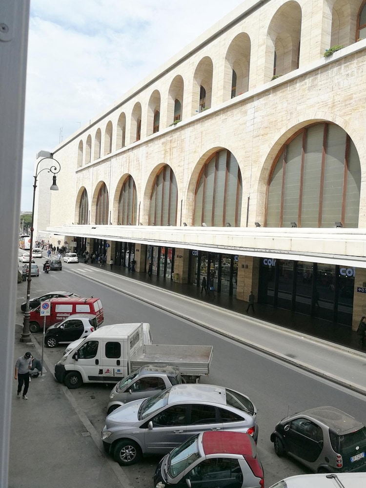 Roma Station House 16/23