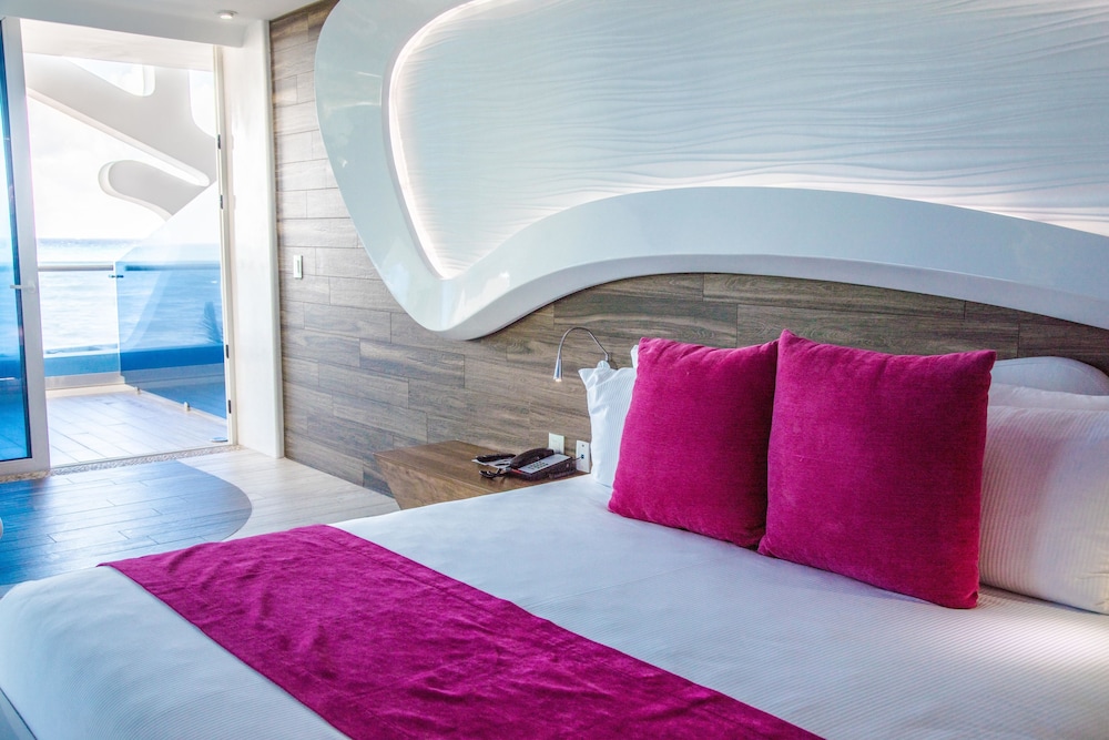 The Carmen Hotel Ocean Front By Kavia - Adults Only 11/73
