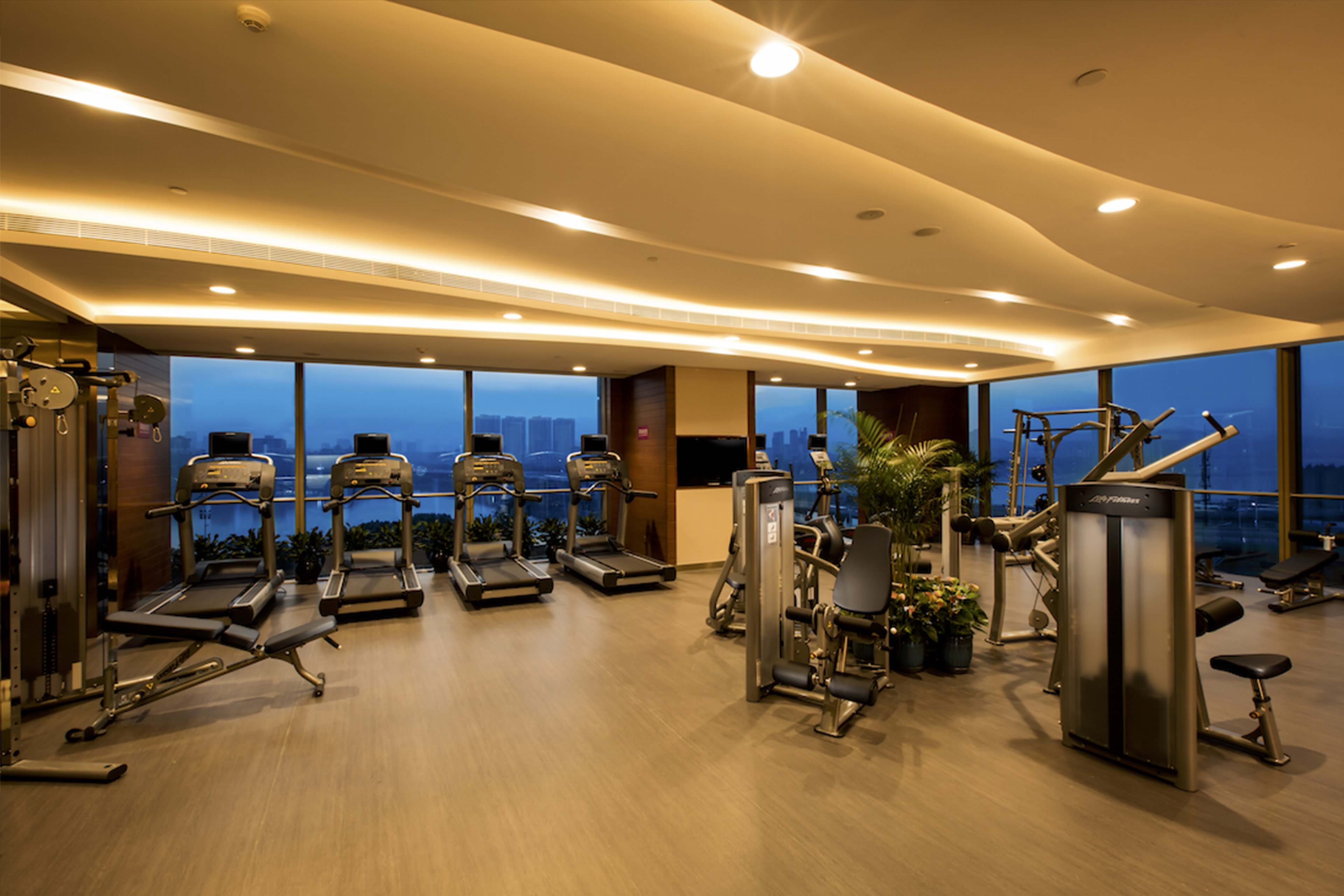 CROWNE PLAZA FUZHOU RIVERSIDE 25/50