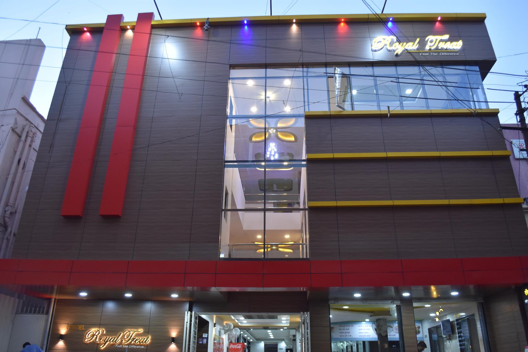 Hotel Royal Treat Kolahpur 1/21