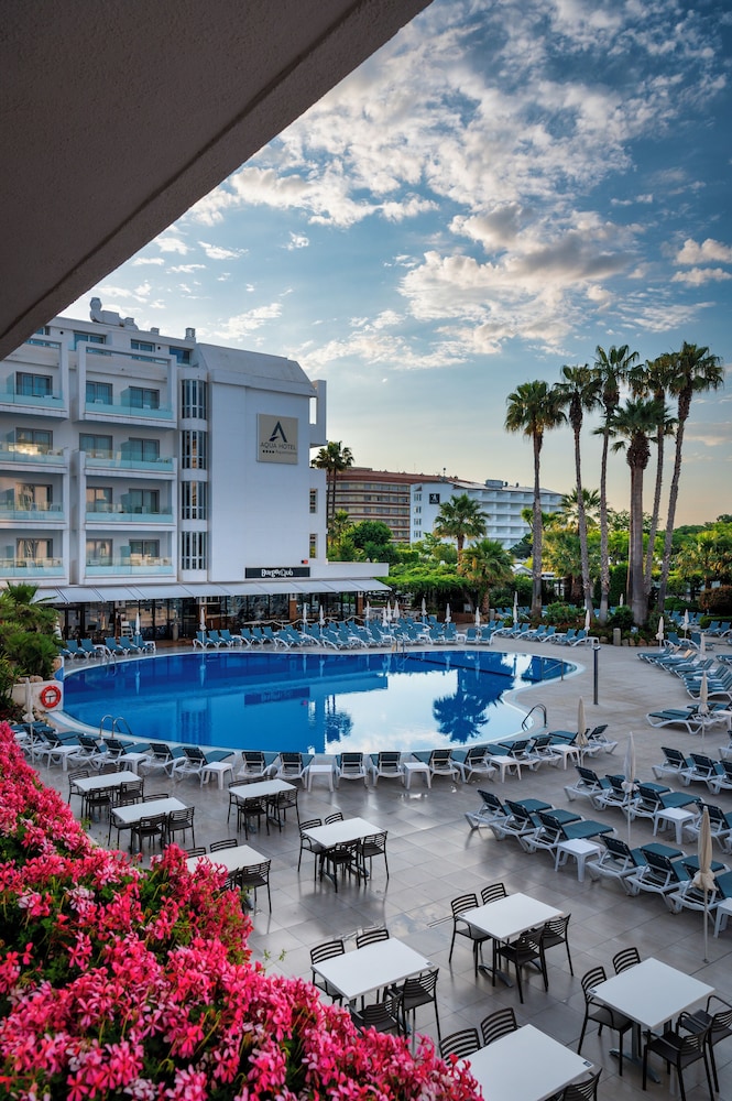 AQUA Hotel Aquamarina & Spa 45/50