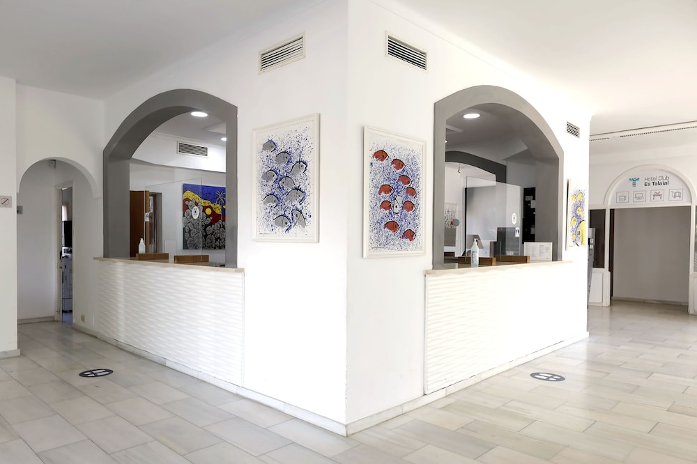 Hotel Club Es Talaial 4/68