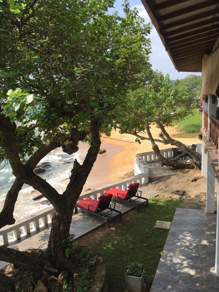 Sun N Sea Hotel 23/30