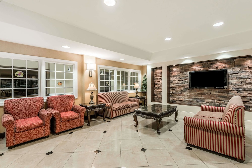 Days Inn & Suites by Wyndham Prattville-Montgomery 28/39