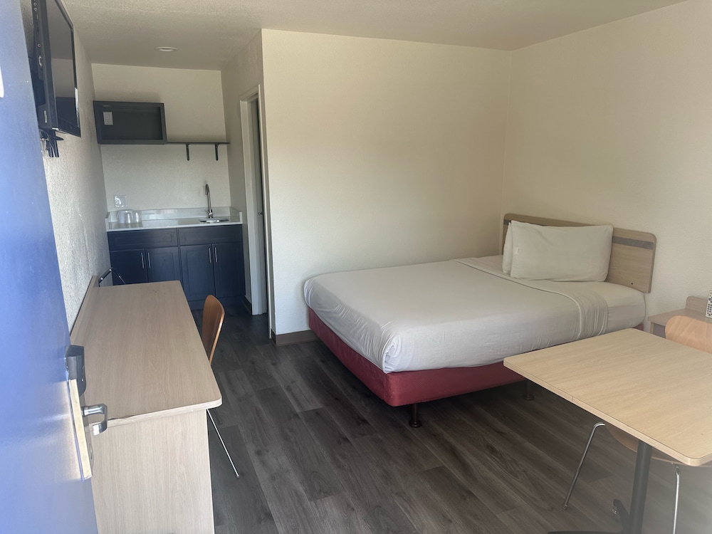 Motel 6 Davis - Sacramento Area 40/58