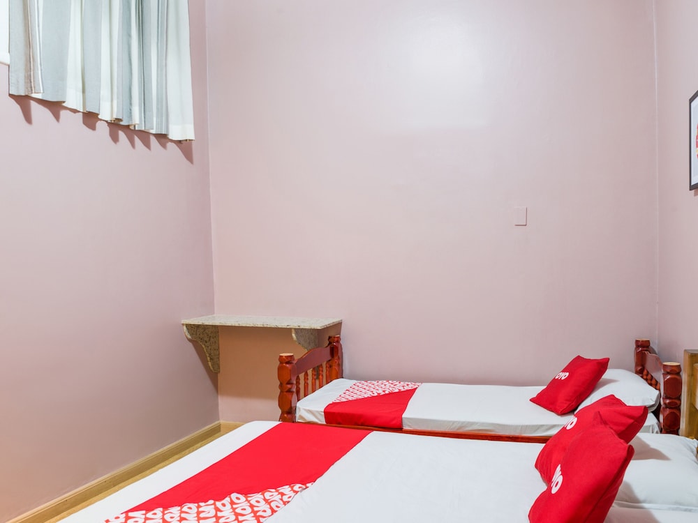 OYO Hotel Lindoia, Petropolis 13/33