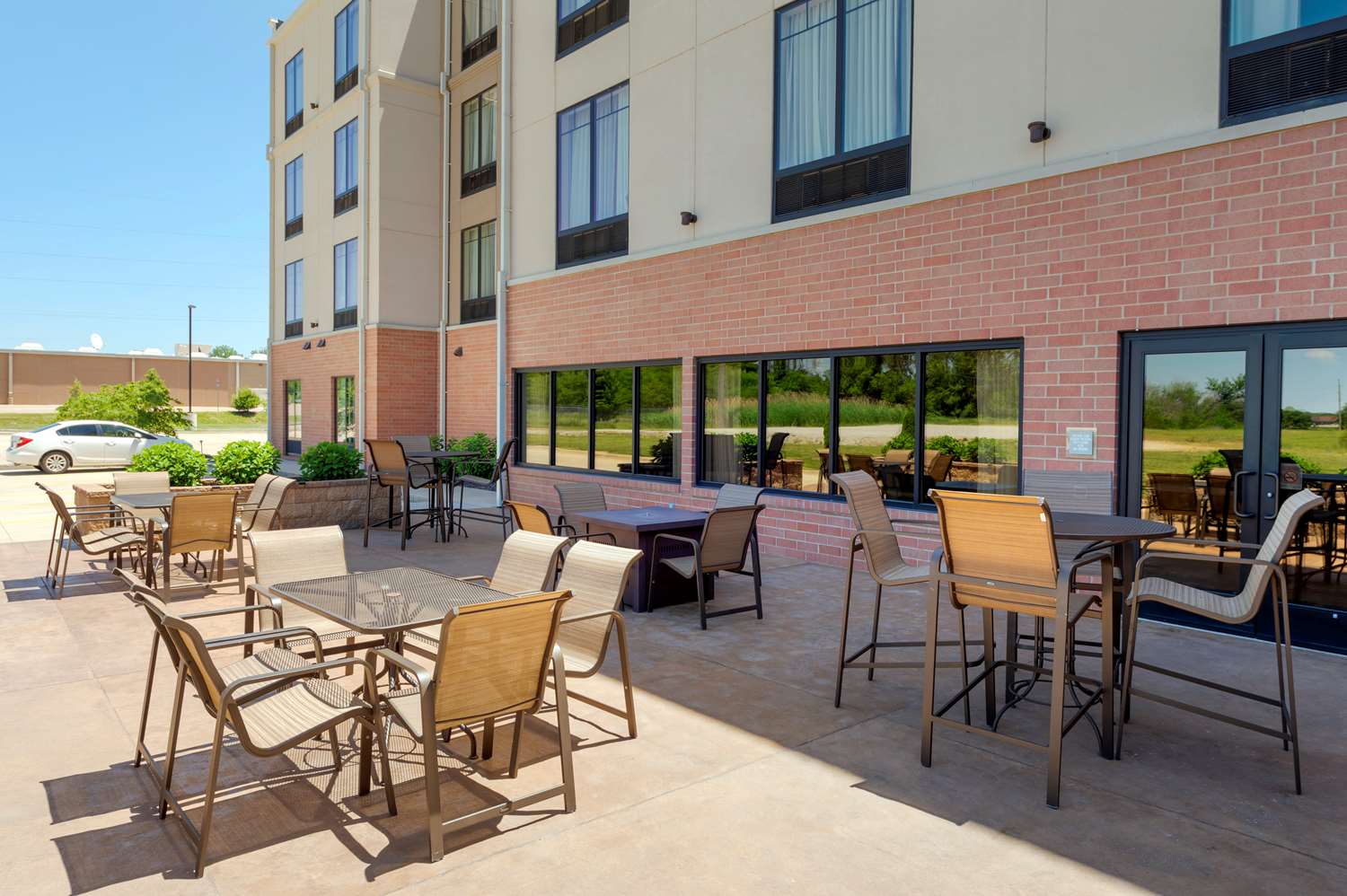 Best Western Plus Centralia Hotel & Suites 47/53