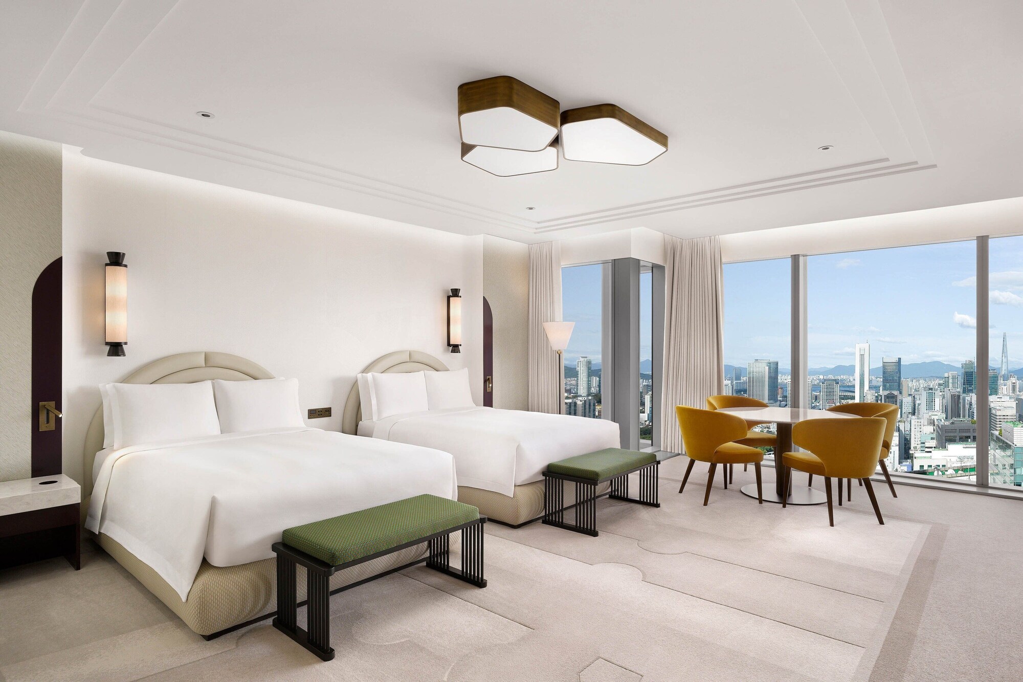 Master, Suite, 2 Queen Beds, City View