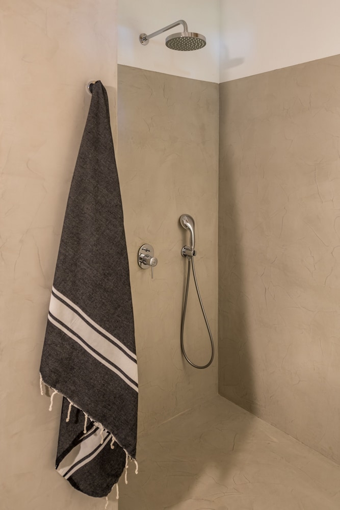 Verina Suites 19/50
