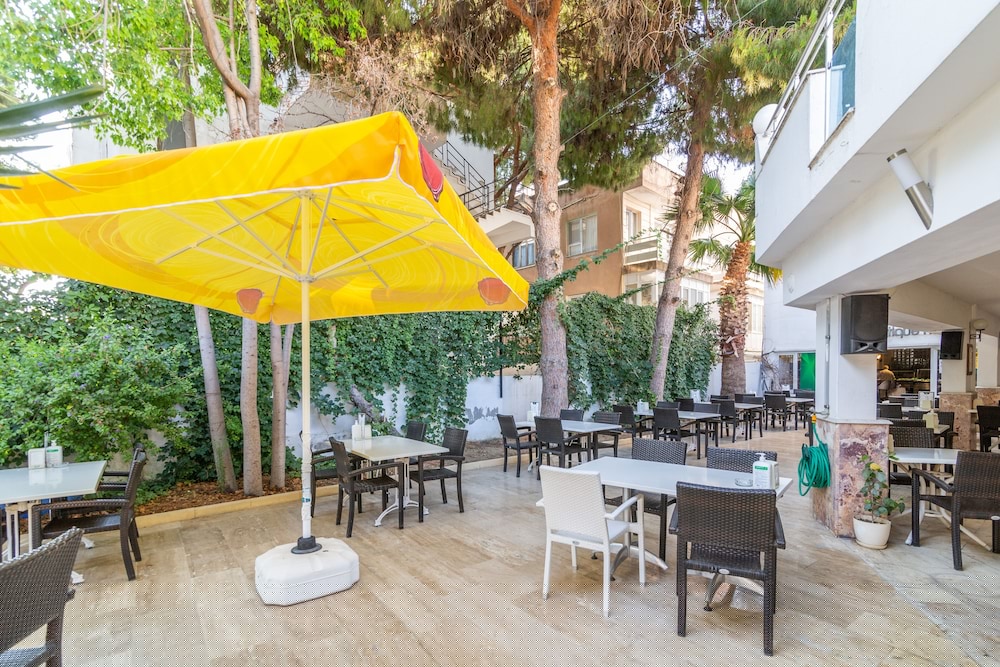 ponz boutique hotel 47/57