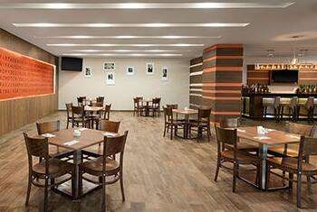 Courtyard by Marriott Guadalajara Andares 4/9