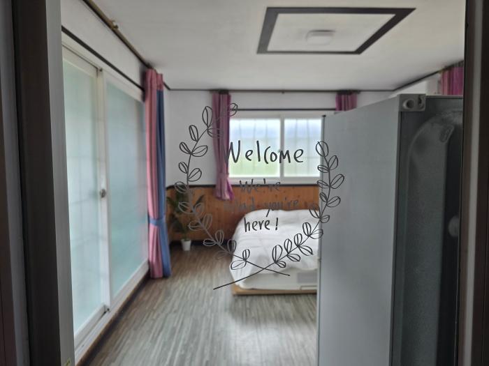 Taean Sinduri Making Memories Pension 11/41