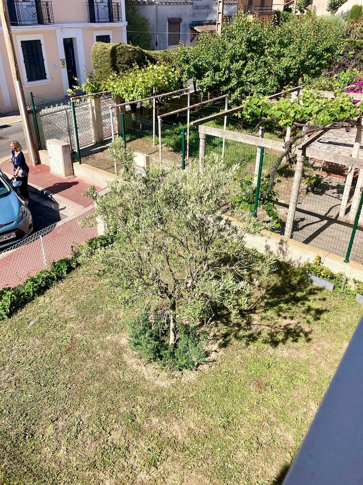 Cannes City B&B 28/37