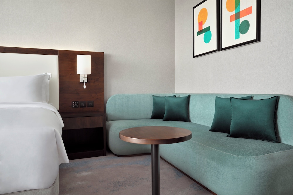 Holiday Inn Jeddah Corniche 37/52