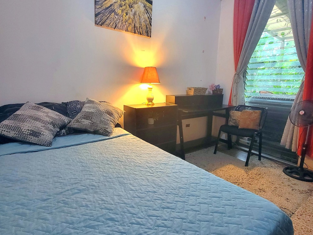Alojamiento El Salvador Guest House 18/50
