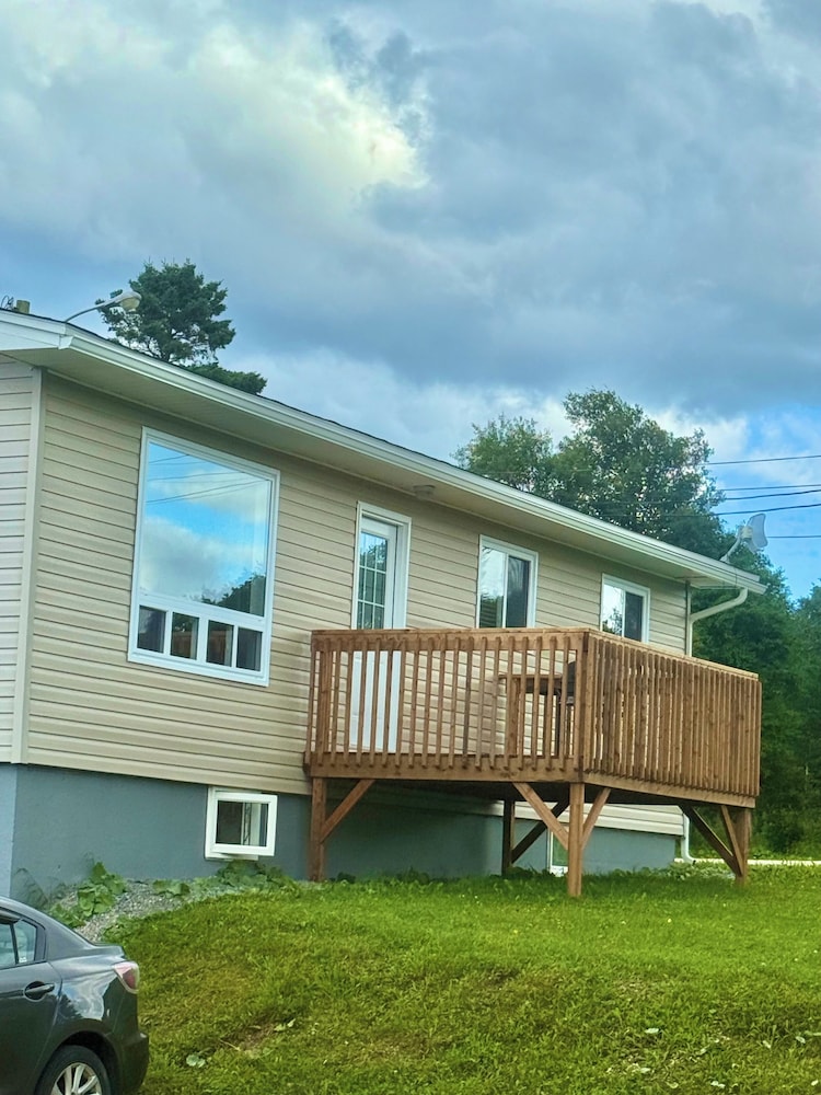 Stay in Gros Morne 5/50
