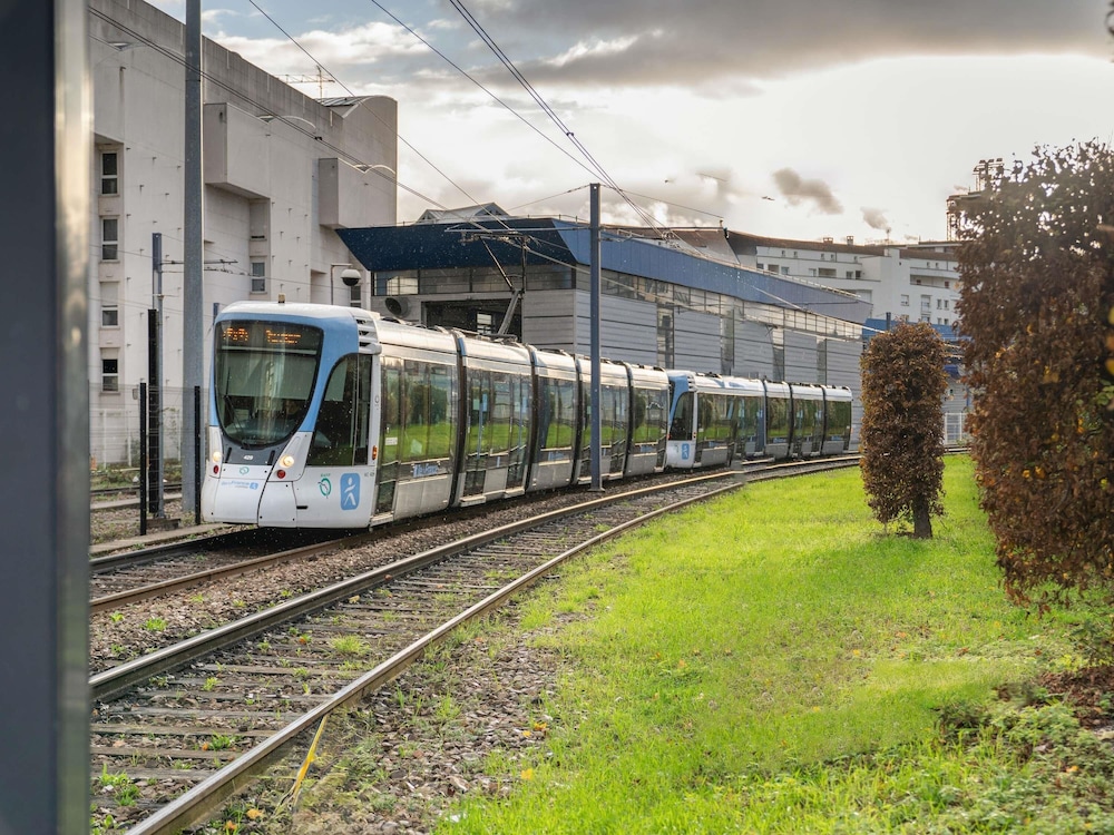 Ibis Budget Issy Les Moulineaux 64/70