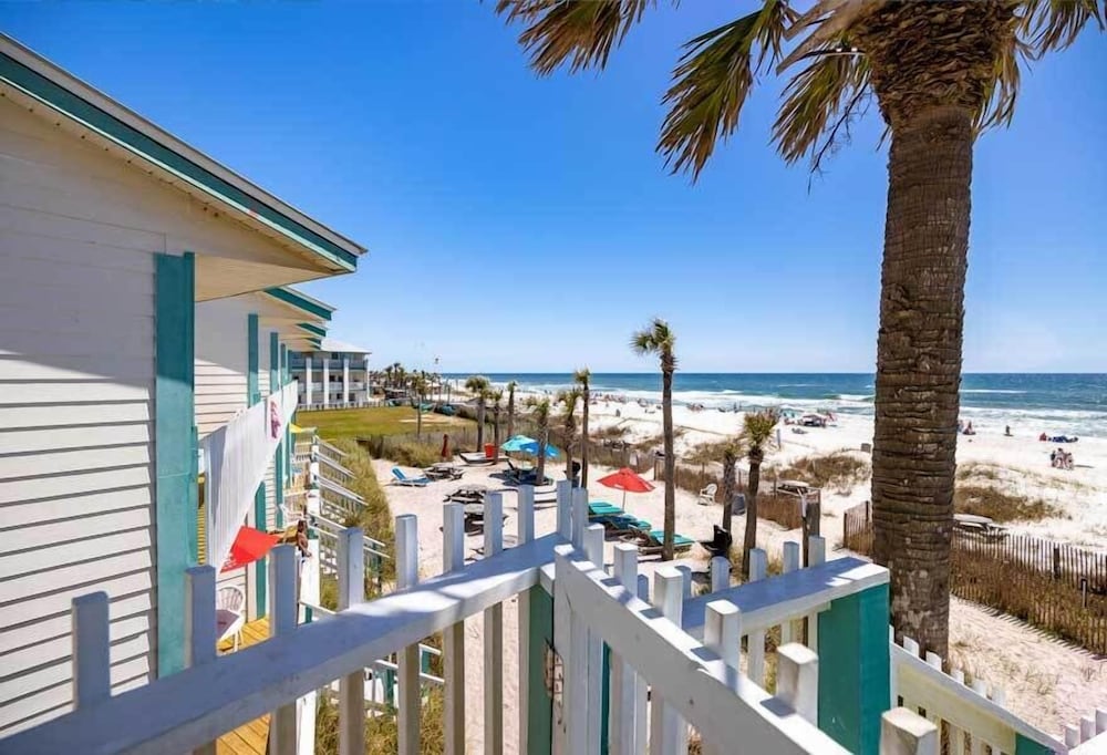 Sandpiper Beacon Beach Resort 43/50