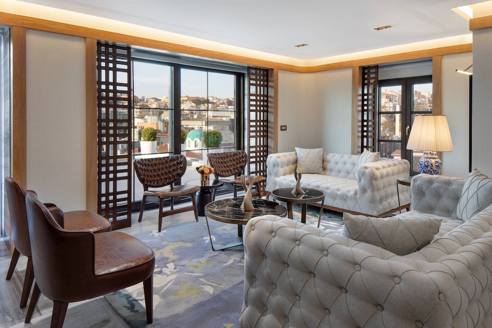 Jw Marriott Istanbul Bosphorus 31/43