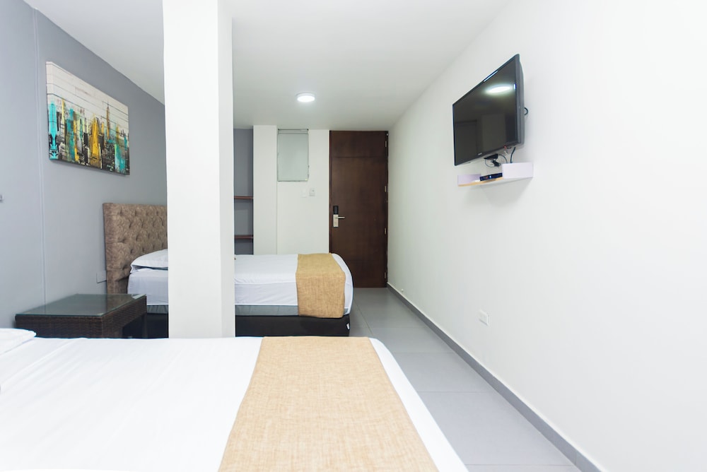 Hotel Med 94 Barranquilla 24/43