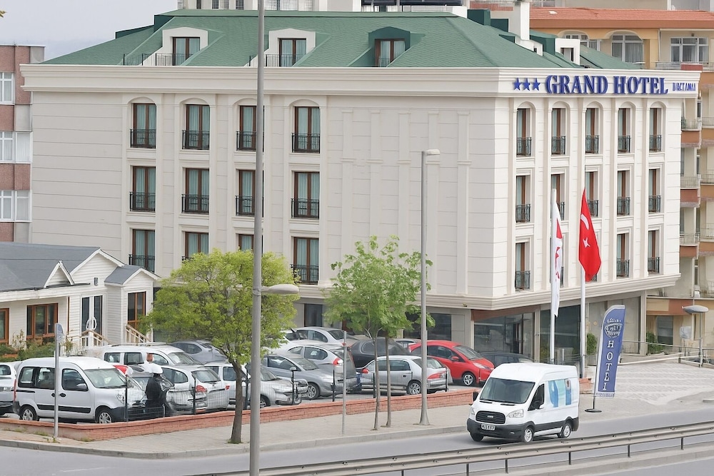 Grand Hotel Avcilar 45/50