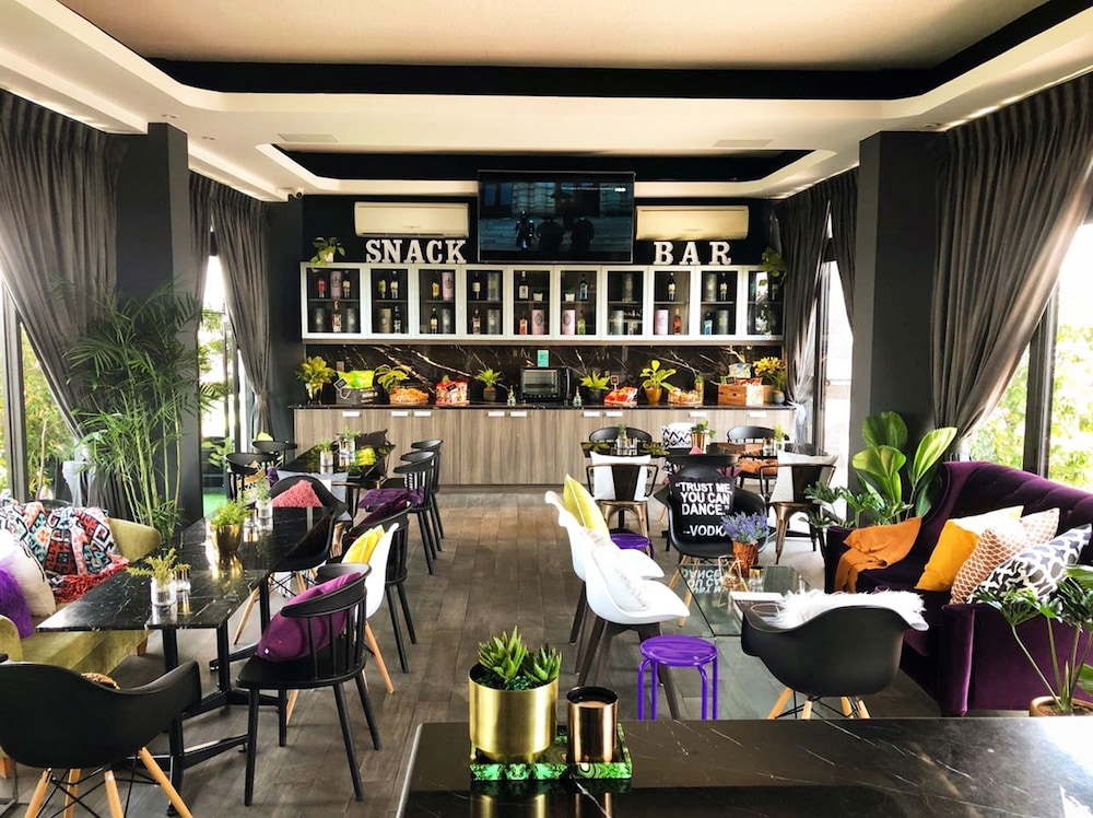 Azumi Boutique Hotel 58/73