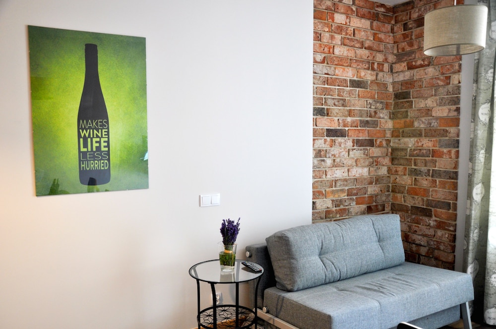 Wine Apartments 41/59