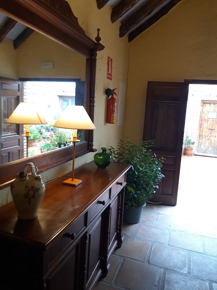 Hotel Hospederia Las Buitreras 50/70
