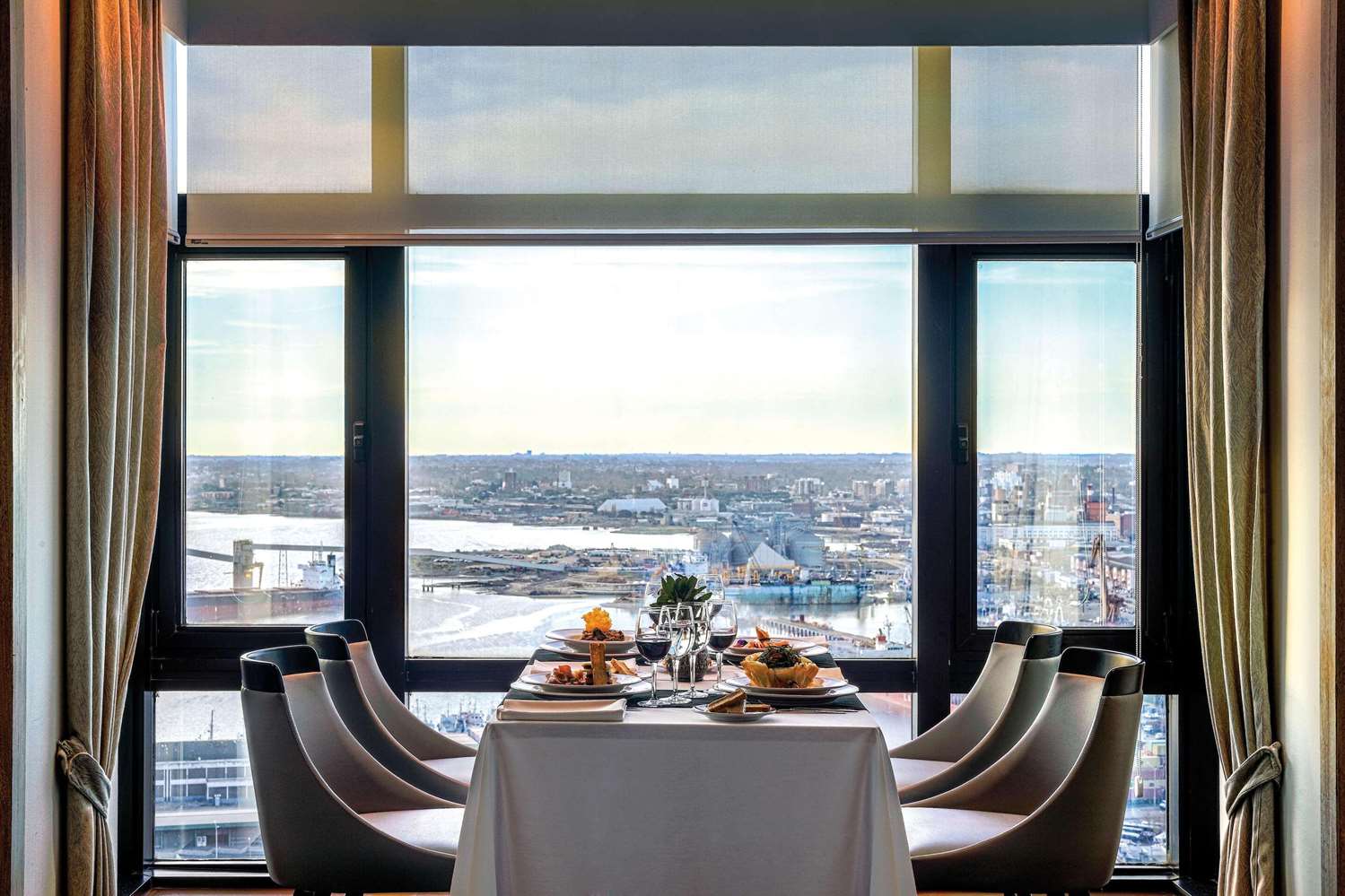 restaurant cafeteria