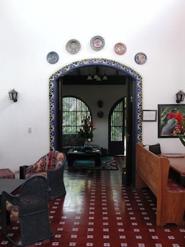 1492 Hotel 37/51