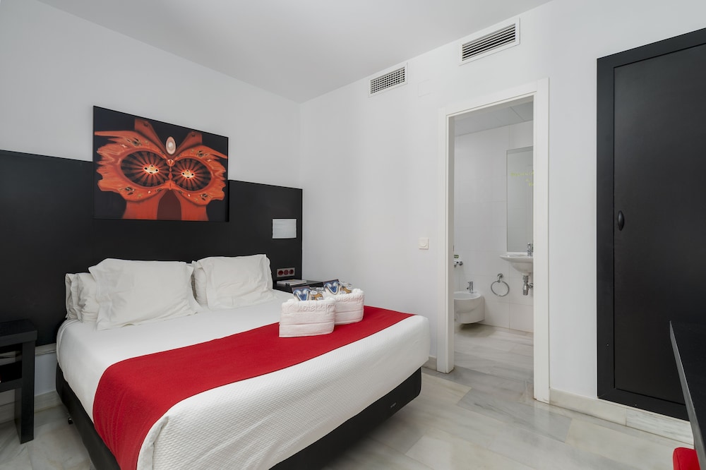 ECONOMY, DOUBLE BED, COURTYARD VIEW