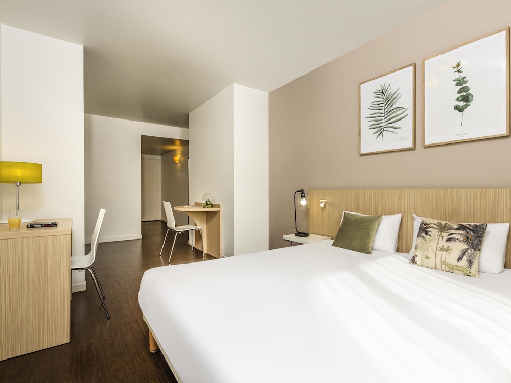 STUDIO, DOUBLE BED