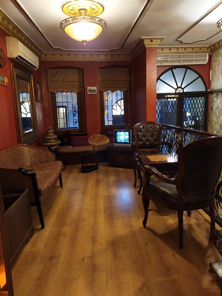 Istanbul Irish Hotel 29/40