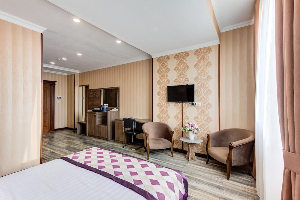 Bishkek Centrum Hotel 32/66