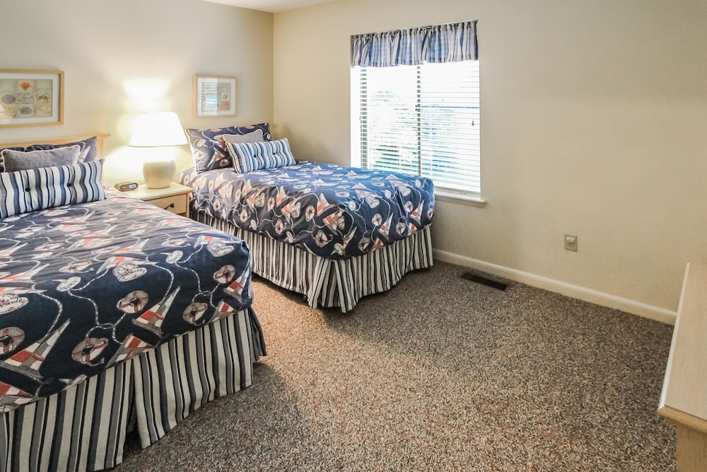 Brewster Green Resort, a VRI resort 12/50
