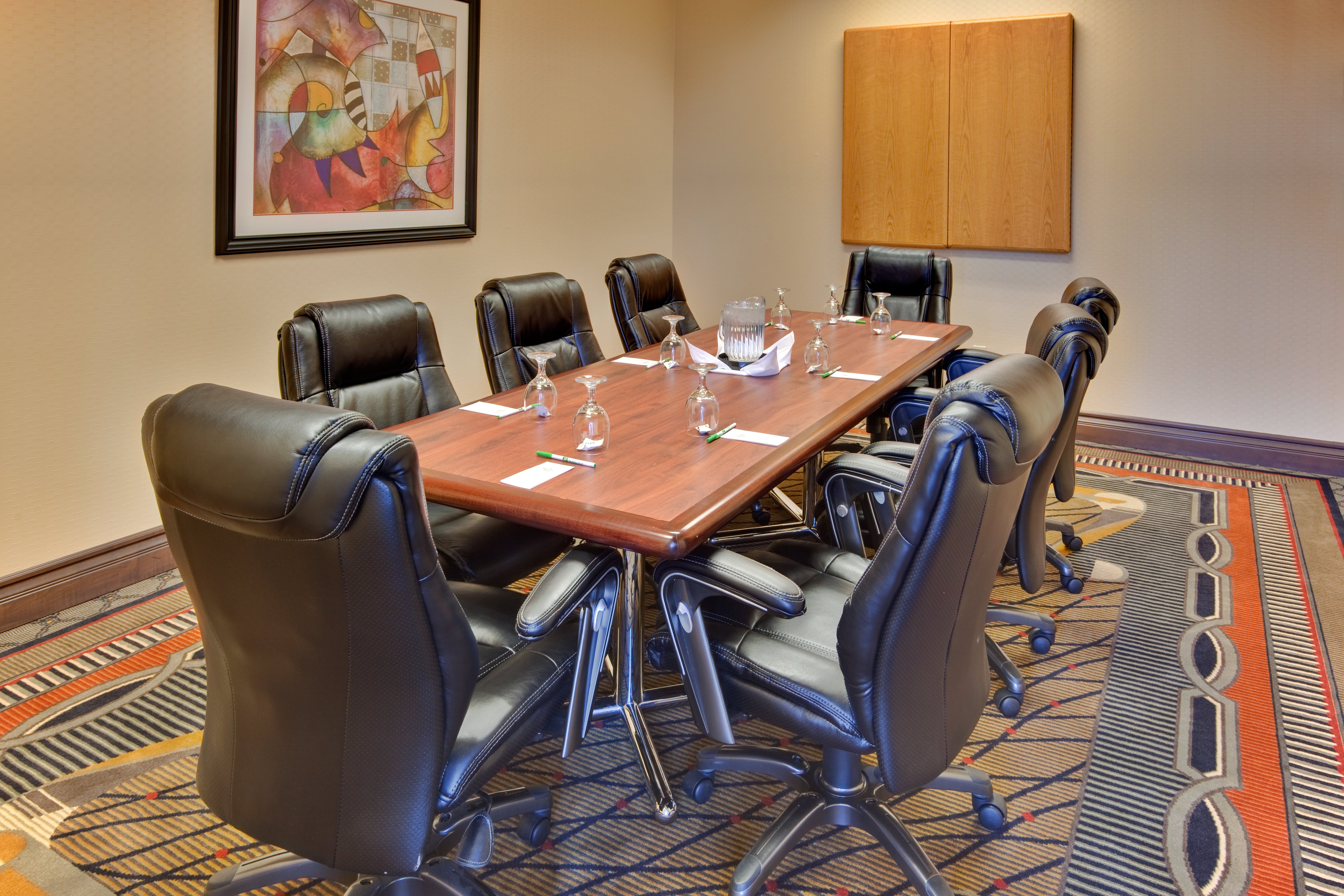Holiday Inn Hotel Amp Suites Bakersfield North 50/57