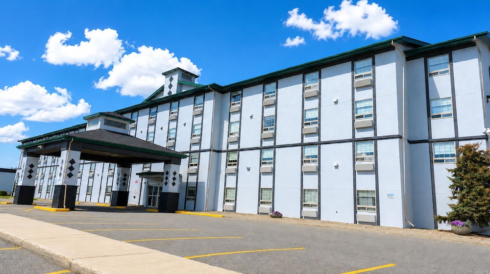 Service Plus Inn and Suites - Grande Prairie 4/62