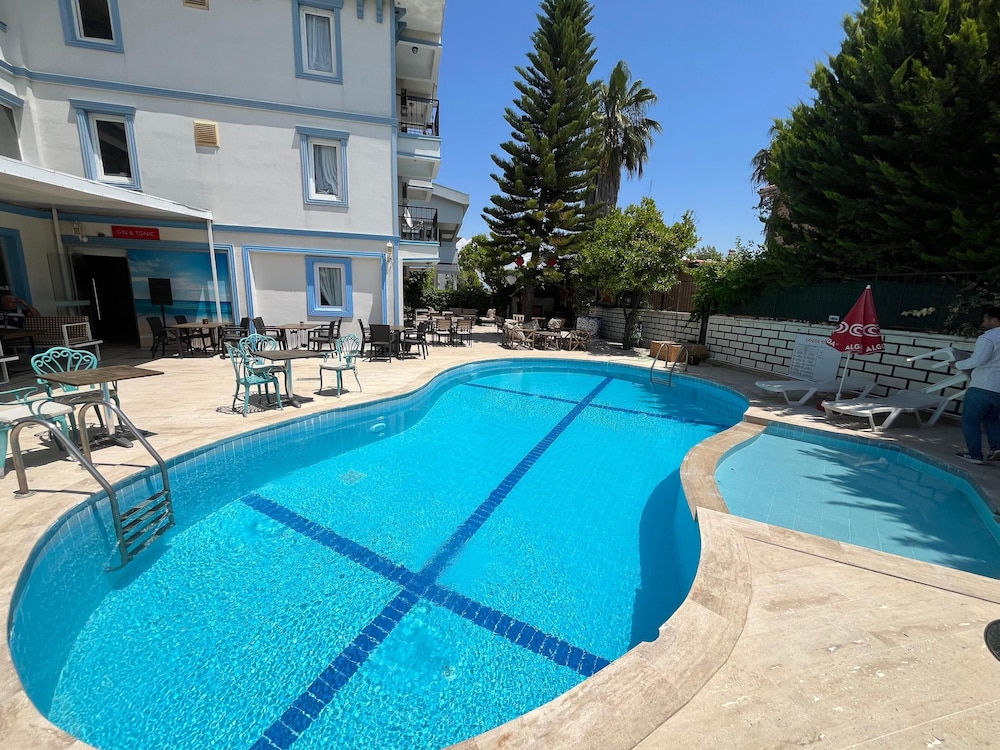 Gozde Hotel 26/49