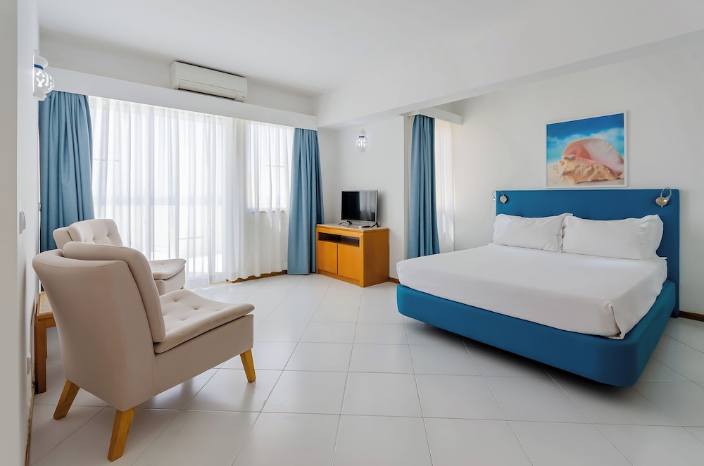 Studio, Double Bed, Sea Front
