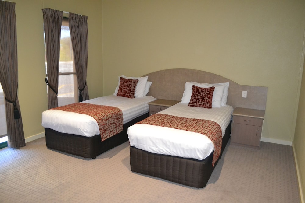 Yarrawonga Mulwala Golf Club Resort 36/86